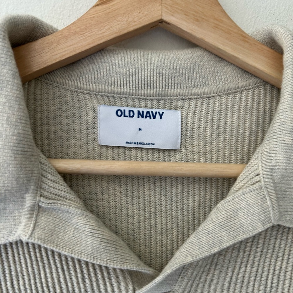 Old Navy Men’s Medium Cream V-Neck Collared Polo Knit Cotton Sweater - Picture 3 of 6